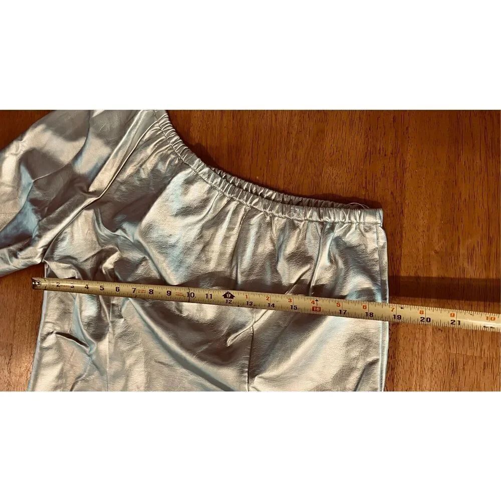 Inc International Concepts Silver Faux Leather Darted One Sleeved Party Top SZ L - Picture 3 of 11
